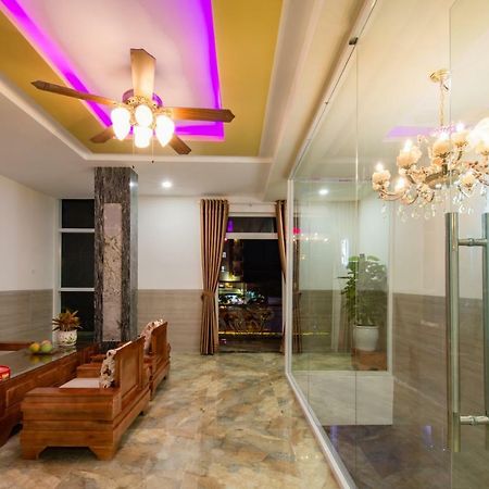 Thoi Binh Hotel Cam Lam Eksteriør bilde